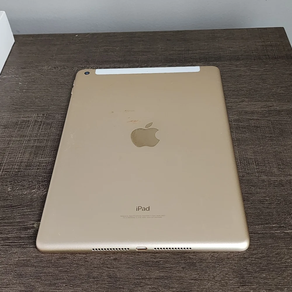 Apple Tablet - iPad Wifi Plus Cellular